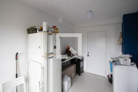 Sala / Cozinha  de apartamento para alugar com 2 quartos, 32m² em Vila Maria, São Paulo