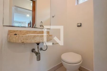 Lavabo de casa para alugar com 3 quartos, 170m² em Vila Monumento, São Paulo