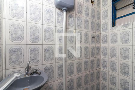 Banheiro de casa para alugar com 1 quarto, 40m² em Vila Amalia (zona Norte), São Paulo