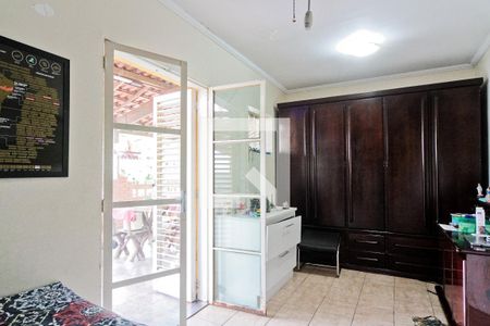 Casa para alugar com 3 quartos, 155m² em Jardim Monjolo, São Paulo