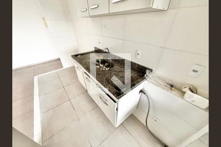 Cozinha de apartamento à venda com 2 quartos, 50m² em Vila Pita, São Paulo
