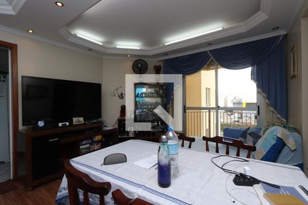 Sala de apartamento para alugar com 3 quartos, 77m² em Sítio Pinheirinho, São Paulo