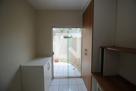 Casa de Condomínio para alugar com 2 quartos, 79m² em Além Ponte, Sorocaba