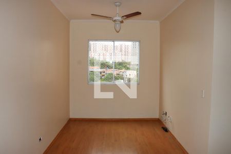 Apartamento para alugar com 2 quartos, 55m² em Jardim Marina, Embu das Artes