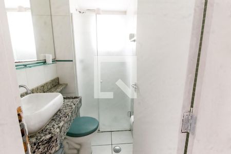 Banheiro de apartamento para alugar com 2 quartos, 49m² em Jardim Ampliacao, São Paulo