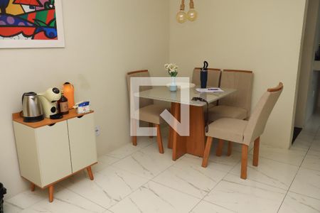 Apartamento para alugar com 2 quartos, 48m² em Trobogy, Salvador