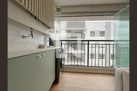 Sala/Cozinha de apartamento à venda com 2 quartos, 46m² em Barra Funda, São Paulo