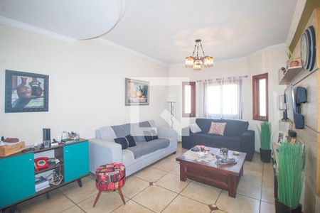 Sala de casa à venda com 4 quartos, 225m² em Espírito Santo, Porto Alegre