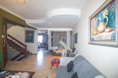 Sala de casa à venda com 4 quartos, 225m² em Espírito Santo, Porto Alegre