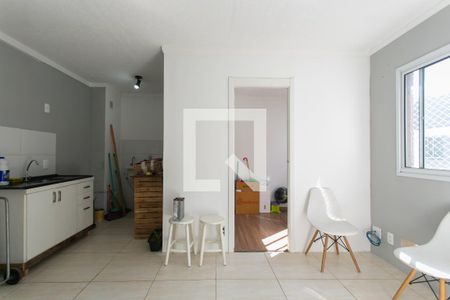 Sala de apartamento para alugar com 2 quartos, 34m² em Guaianases, São Paulo