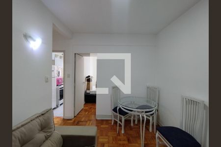 Sala  de apartamento para alugar com 1 quarto, 42m² em Aclimação, São Paulo