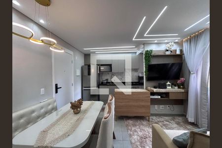 Sala de estar e jantar de apartamento à venda com 2 quartos, 35m² em Usina Piratininga, São Paulo
