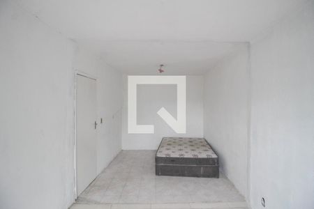 Quarto de casa para alugar com 1 quarto, 200m² em Centro, Nilópolis