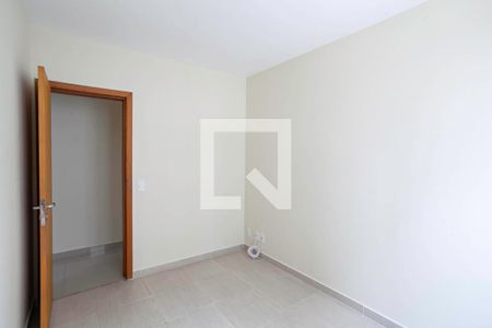 Quarto 1 de apartamento para alugar com 2 quartos, 60m² em Castelo, Belo Horizonte
