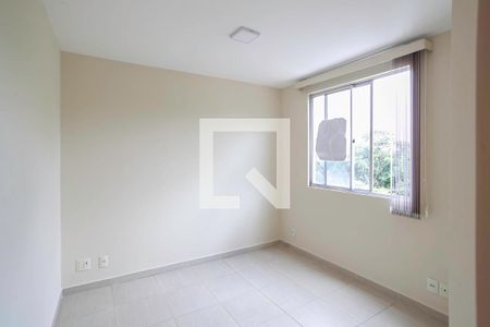 Quarto 2 de apartamento para alugar com 2 quartos, 60m² em Castelo, Belo Horizonte