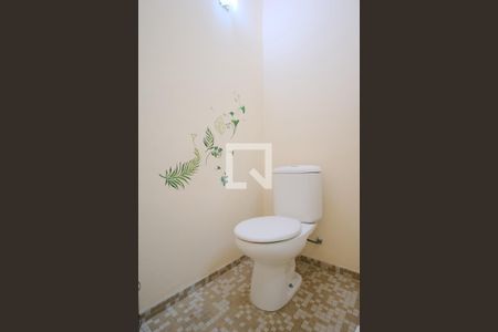 Lavabo de casa para alugar com 3 quartos, 205m² em Penha de França, São Paulo