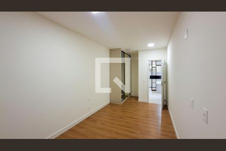 Quarto de apartamento para alugar com 2 quartos, 75m² em Funcionários, Belo Horizonte