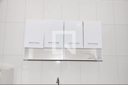 Detalhe - Sala e Cozinha de casa para alugar com 2 quartos, 55m² em Vila Rica, São Paulo