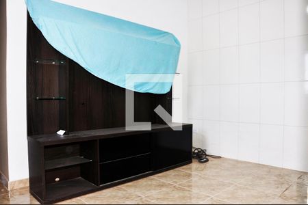 Detalhe - Sala e Cozinha de casa para alugar com 2 quartos, 55m² em Vila Rica, São Paulo