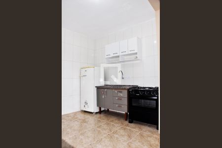 Detalhe - Sala e Cozinha de casa para alugar com 2 quartos, 55m² em Vila Rica, São Paulo