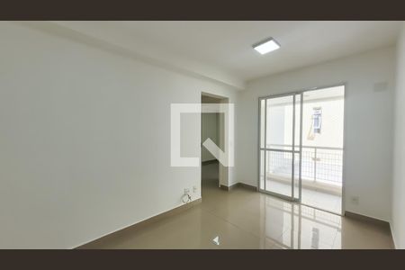 Sala de kitnet/studio à venda com 1 quarto, 39m² em Vila Itapura, Campinas