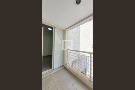 Varanda Sala de kitnet/studio à venda com 1 quarto, 39m² em Vila Itapura, Campinas