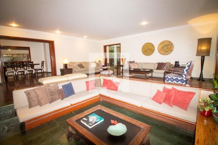 Sala de casa à venda com 4 quartos, 430m² em Santo Amaro, São Paulo