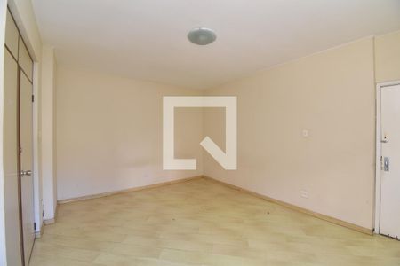 Sala  de apartamento para alugar com 3 quartos, 161m² em Centro, Curitiba