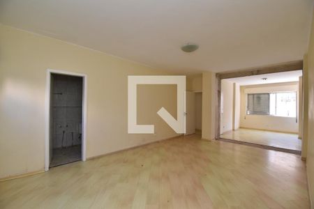 Suíte de apartamento para alugar com 3 quartos, 161m² em Centro, Curitiba