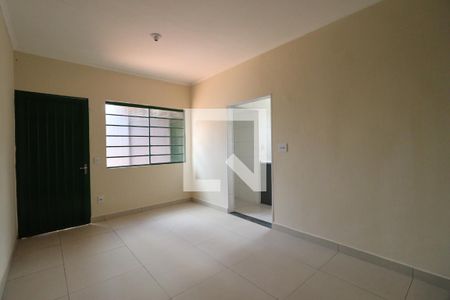 Sala de casa para alugar com 2 quartos, 70m² em Jardim Interlagos, Ribeirão Preto