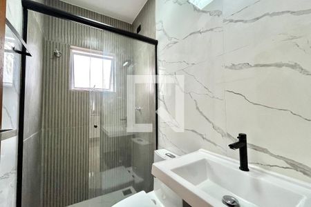 Banheiro de casa para alugar com 1 quarto, 40m² em Vila do Encontro, São Paulo