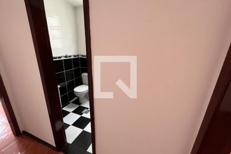 Corredor de apartamento para alugar com 2 quartos, 76m² em Jardim Guanabara, Rio de Janeiro