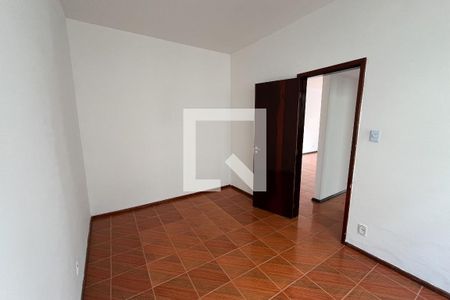 Quarto 1 de apartamento para alugar com 2 quartos, 76m² em Jardim Guanabara, Rio de Janeiro