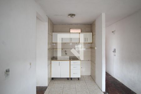Sala/Cozinha de apartamento para alugar com 2 quartos, 42m² em Rubem Berta, Porto Alegre