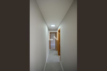Corredor de apartamento para alugar com 2 quartos, 44m² em Jardim Iris, São Paulo