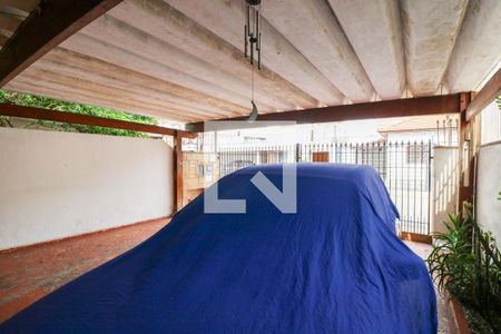 Garagem de casa à venda com 4 quartos, 183m² em Chácara Santo Antônio (zona Sul), São Paulo