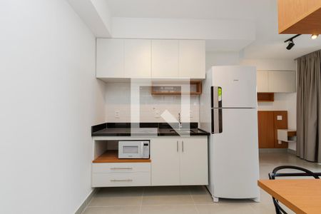 Cozinha de kitnet/studio para alugar com 1 quarto, 28m² em Brooklin, São Paulo