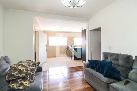 Casa para alugar com 2 quartos, 100m² em Vila Sinha, São Paulo