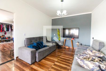 Casa para alugar com 2 quartos, 100m² em Vila Sinha, São Paulo