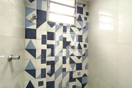 Banheiro da Suíte 1 de apartamento à venda com 3 quartos, 85m² em Santa Efigênia, Belo Horizonte