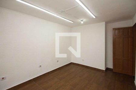 Quarto de casa para alugar com 2 quartos, 90m² em Sapopemba, São Paulo
