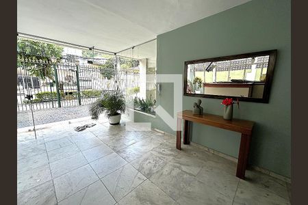 Hall de entrada de apartamento à venda com 2 quartos, 59m² em Lins de Vasconcelos, Rio de Janeiro