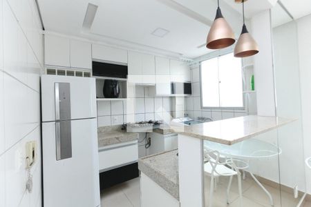 Apartamento para alugar com 2 quartos, 42m² em Califórnia, Contagem