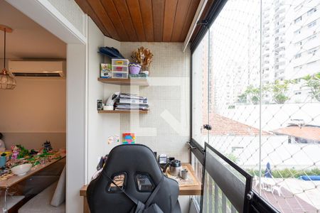 Varanda de apartamento à venda com 3 quartos, 95m² em Vila Clementino, São Paulo