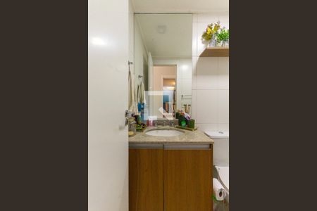 Banheiro da Suíte de apartamento à venda com 2 quartos, 64m² em Parque São Jorge, São Paulo