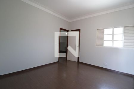Quarto 2 - Suíte de casa para alugar com 3 quartos, 200m² em Tibery, Uberlândia