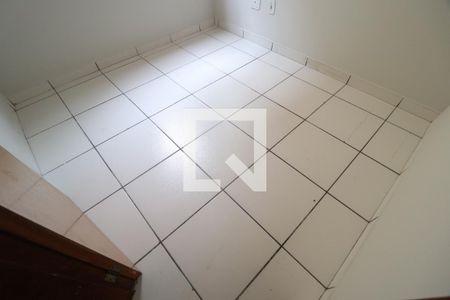 Quarto 1 de apartamento para alugar com 3 quartos, 60m² em Jardim Holanda, Uberlândia