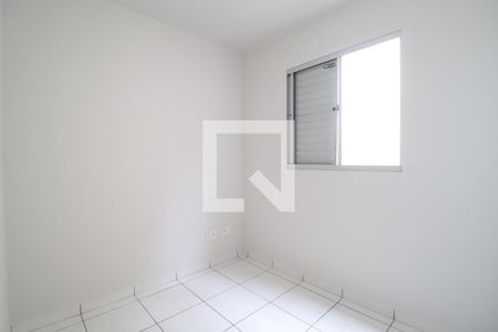 Quarto 2 de apartamento para alugar com 3 quartos, 60m² em Jardim Holanda, Uberlândia