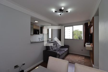 Sala de apartamento à venda com 2 quartos, 45m² em Parque Sao Vicente, Santo André