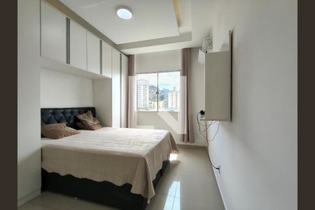 Suíte de apartamento para alugar com 2 quartos, 90m² em Rio Comprido, Rio de Janeiro